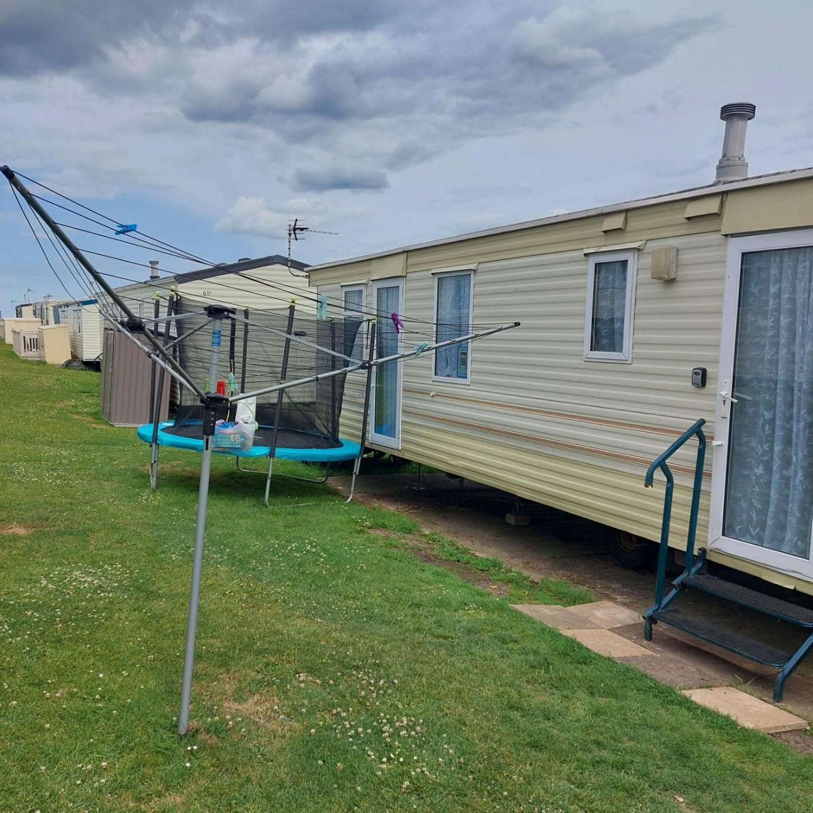 Warden Springs Caravan Park Ms16 Thornhill Road, Eastchurch,Me124Hf Ширнесс Экстерьер фото